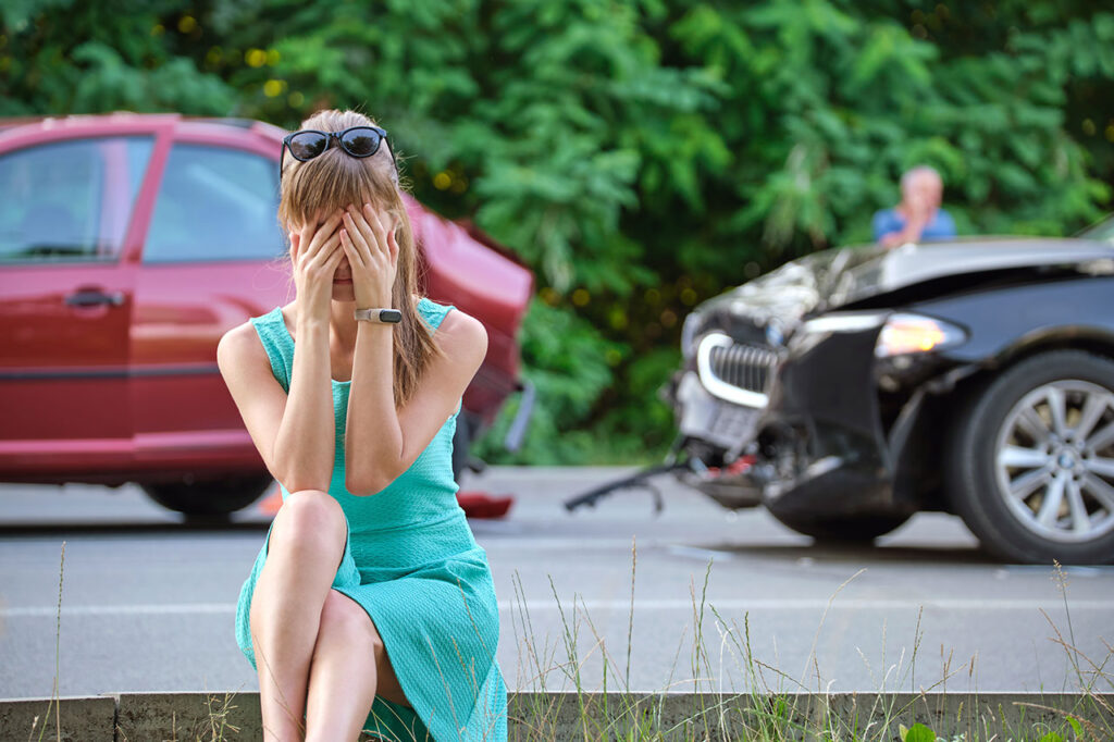 Image d'une voiture avec le texte 'Assurance Auto'